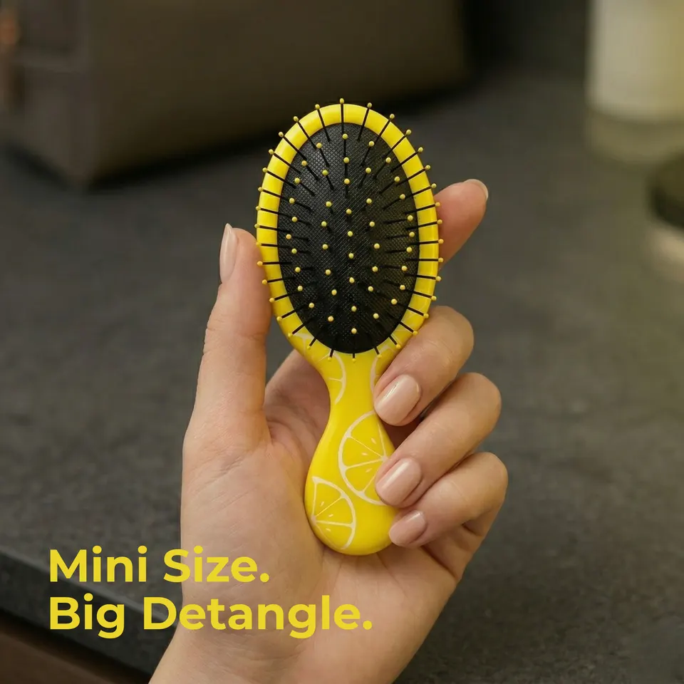 Lemon Zest Mini Detangler in use